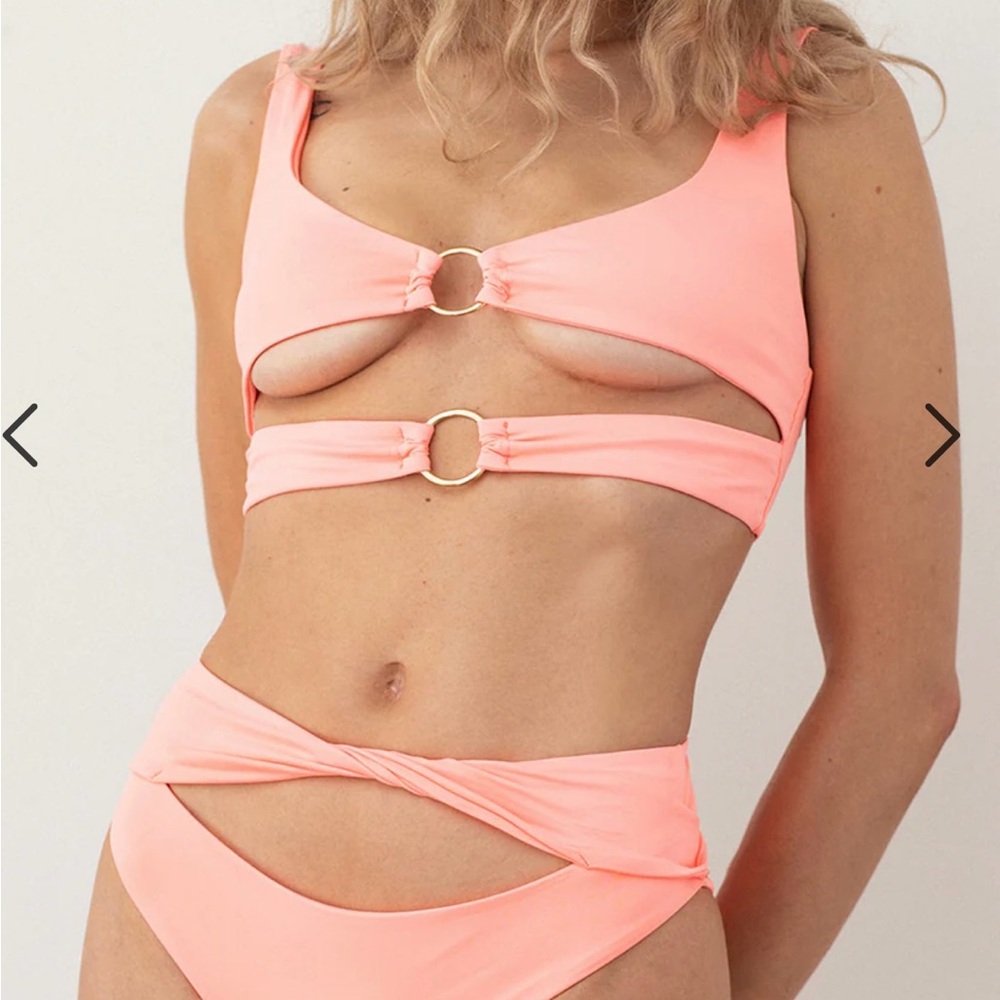 FRNK ST TROPEZ BRIGHT PINK BIKINI SIZE SMALL NWT